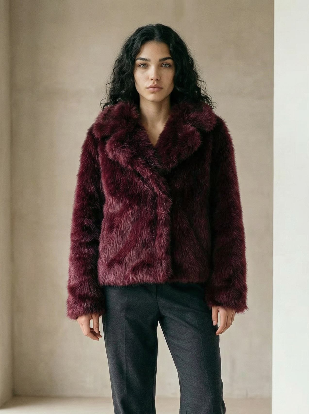 Warm & Stylish – Faux Fur Coat